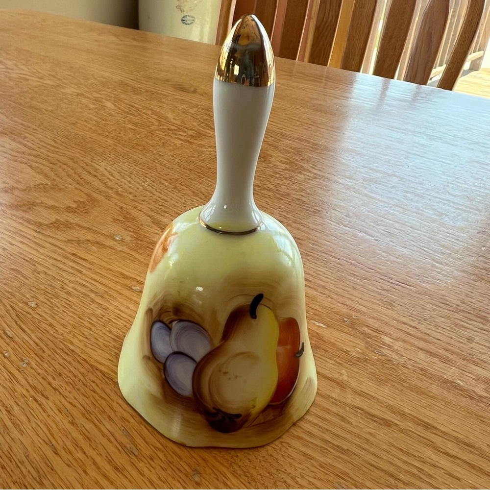 Vintage 5" Porcelain Bell Handpainted
Fruit Artmark Made In Japan